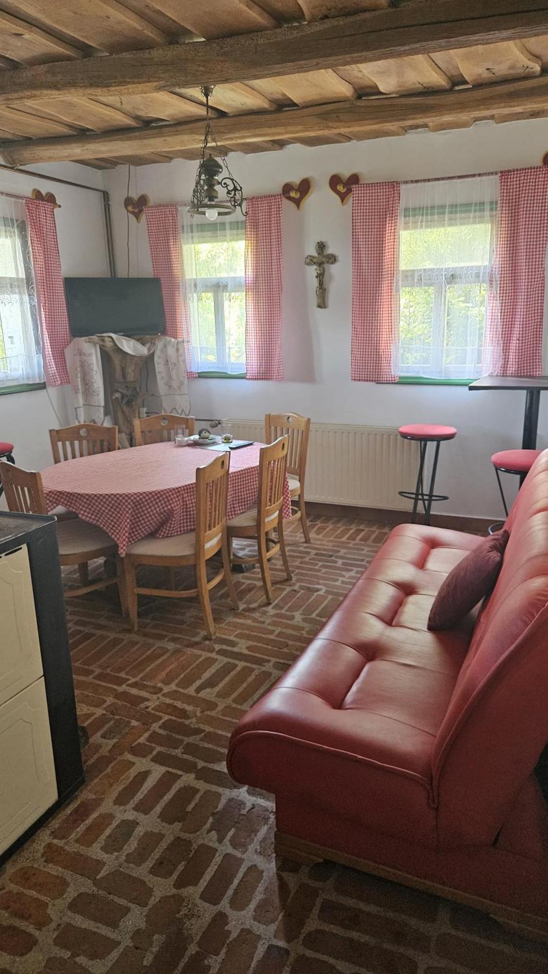 Jurina Hiza Holiday home
